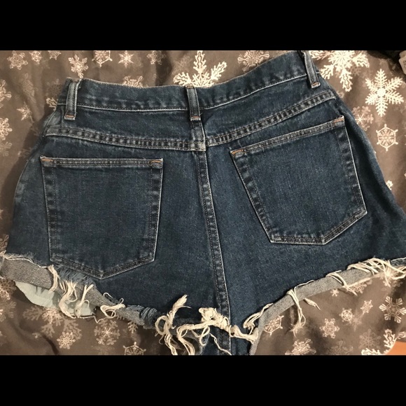 Wrangler High Waisted Shorts - Picture 2 of 2
